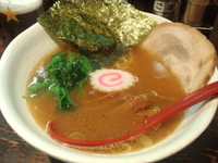 「煮干し醤油ラーメン（昼限定）」@博多ラーメン権之助の写真