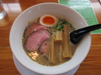 「こくまろ塩ラーメン」@俺のラーメンあっぱれ屋の写真