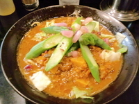 「【限定】春野菜カレーラーメン」@麺家 うえだの写真