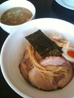 「鶏つけそば」@吉田商店の写真