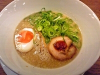 「こってり白+替玉」@らーめん紅丸家の写真