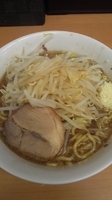 「ラーメン（650円）にんにく」@ラーメン ○菅の写真