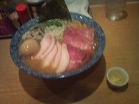 「特製濃厚魚介らーめん+大盛+ミックスチャーシュー」@麺屋 一燈の写真