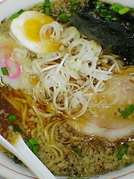 「醤油ラーメン・中盛り（￥650）」@八ちゃんラーメンの写真