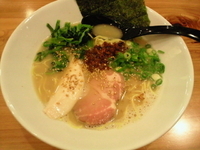 「鯛塩白湯そば 800円」@三代目麺処 「まるは」極 船橋店の写真