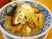 「とんこつ炙りチャーシューめん 【880円】」@三豊麺 日本橋茅場町店の写真