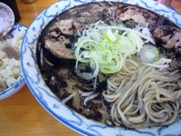 「らーめん（500円）+半ライス（無料）」@熊本ラーメン 都来の写真