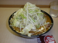 「味噌ラーメン（750円）ヤサイ・ニンニク」@ラーメン二郎 京成大久保店の写真