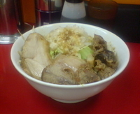 「ラーメン中（ニンニク・アブラ・カラメ）」@モッコリ豚の写真