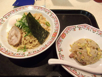 「旨辛油そばセット（720円）」@餃子の王将 赤羽駅南口店の写真