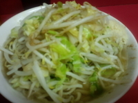 「らーめん小」@ラーメン二郎 千住大橋駅前店の写真