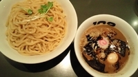「黒つけ（麺300g）+味玉」@つけめん102サクラサクの写真