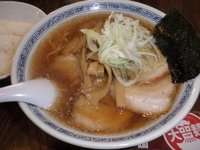 「チャーシュー麺（750円）半ライス（100円）」@自家製麺☆宇都宮餃子 こむさしの写真