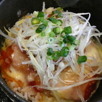 「フレッシュトマトのバルサミコライス焦がしチーズのせ 200円 +」@麺屋 一燈の写真