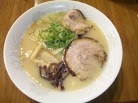 「亀王らーめん」@九州ラーメン亀王 大久保店の写真