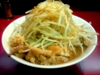 「豚ラーメン（固め・にんにく少し）850円」@千里眼の写真