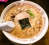「豚骨醤油らーめん:500円」@初代継承 哲麺 神保町店の写真