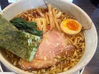 「ラーメン（太）」@麺屋 番の写真