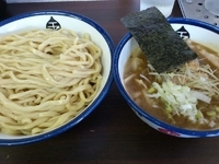 「つけめん （中盛 300g） 750円 + ねぎ 100円」@つけめん 玉 本店の写真