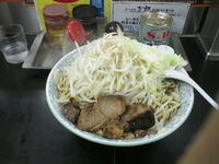 「ぎ朗、大盛、野菜マシ」@らーめん ぎょうてん屋 町田店の写真