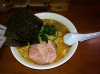 「魚介豚骨醤油ラーメン」@横浜らーめん夢家の写真