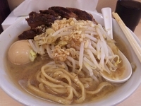 「ラーメン【700円】味玉【80円】ニンニク・ヤサイ少なめ」@自家製ラーメン 大者の写真