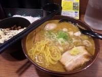 「味噌ら～めん【850円】名物味玉【100円】チャーシュー丼【35」@麺武 虎龍の写真