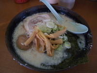 「ラーメン」@屋台ラーメンとんこつ貴生 草加店の写真