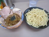 「つけ麺800円、チャーシュー300円」@庵悟の写真