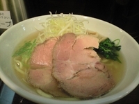 「塩ラーメン+白髪ネギ」@らーめん紬麦の写真
