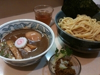 「つけめん 780円+ 煮玉子100円 + 黄辛100円」@ブロンソンの写真