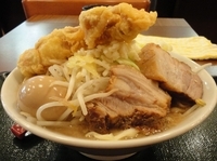 「煮玉子ラーメン+とり天」@ラーメン まるだの写真