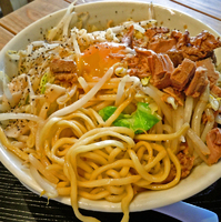 「汁なし￥650+野菜増し￥50（ニンニク少なめ、カラムーチョ、カ」@JIRORAMOの写真