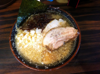 「燕三条系ラーメン+チャーシュー1枚（100円）」@丸め～背脂煮干～の写真