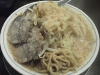 「らーめん（小）（ヤサイニンニクアブラ）￥650」@らーめん大 キャナルシティ店の写真