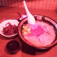 「ラーメン+替玉×2+きぐらげ+オスカランの酸味」@一蘭 六本木店の写真