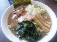 「【5月限定】濃厚中華そば（中盛り）￥800+半ライス￥100」@伝家 志木店の写真