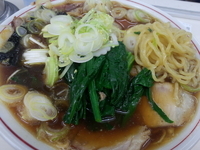 「青島チャーシュー+ネギ+ほうれん草」@青島食堂 秋葉原店の写真