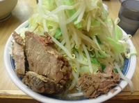 「小ラーメン（ニンニク少し、ヤサイ）」@ラーメン二郎 新小金井街道店の写真