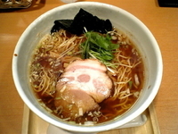 「醤油ら〜麺」@ら〜麺 もぐやの写真