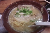 「鶏豚骨らーめん」@らーめん つけそば 古今亭の写真