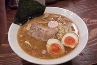 「味玉煮干しらーめん（大盛り）」@煮干しらーめん 六代目 玉五郎 本町店の写真