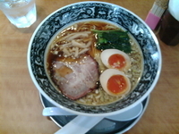 「醤油ラーメン+味玉」@中村屋@WeST PArK CaFE shimokitazawaの写真