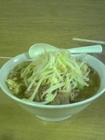 「ラーメン650円（野菜、ニンニク少な目）」@ラーメン二郎 栃木街道店の写真