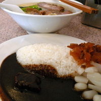 「支那そばと半カレー 1,000円」@武田流 古式カレーライス 支那そば インディアン 蒲田西口店の写真