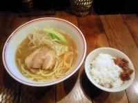 「醤油らぁ麺 700円+ランチご飯50円」@井之上屋の写真
