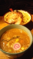 「肉玉つけ麺」@肉そば しずるの写真