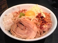 「特性まぜそば」@ジャンクガレッジ 東京ラーメンストリートの写真