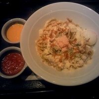 「温泉玉子蟹トマトクリーム和えそば（期間限定）+ダブルチーズ（チー」@三ツ矢堂製麺 高田馬場店の写真