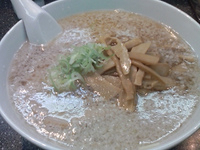 「しょうゆラーメン」@らーめん一丁の写真